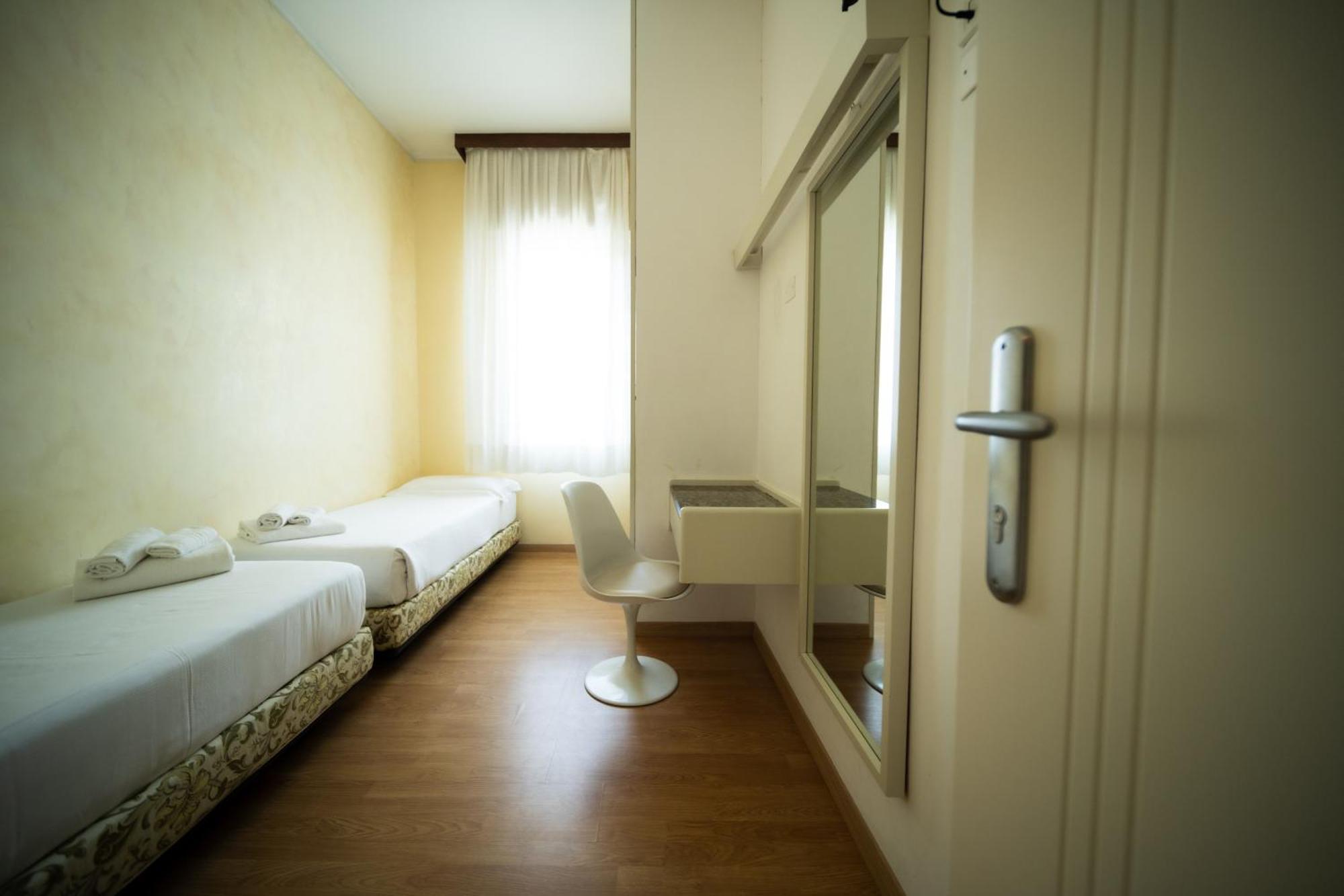 רימיני Hotel Rosabianca מראה חיצוני תמונה