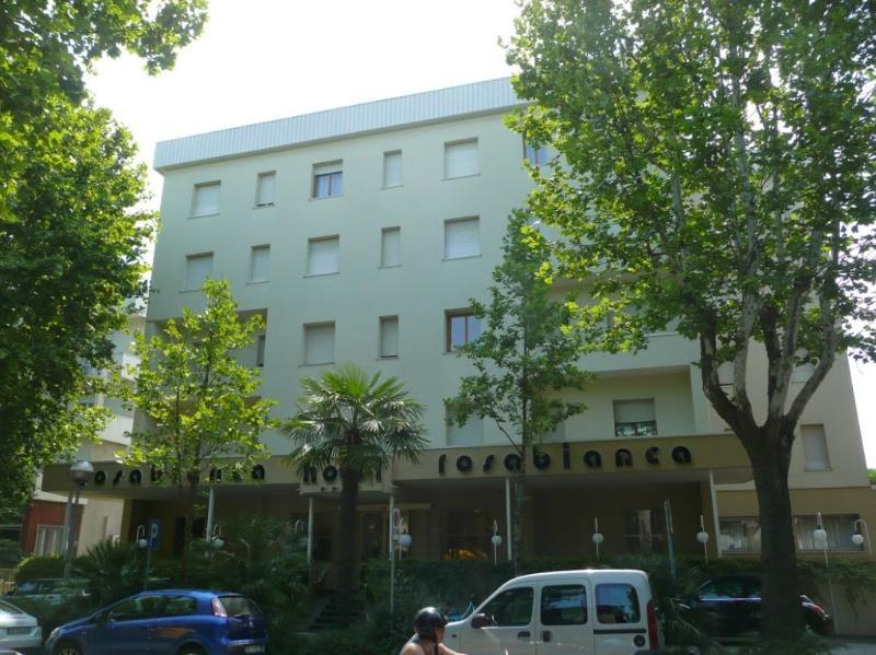 רימיני Hotel Rosabianca מראה חיצוני תמונה
